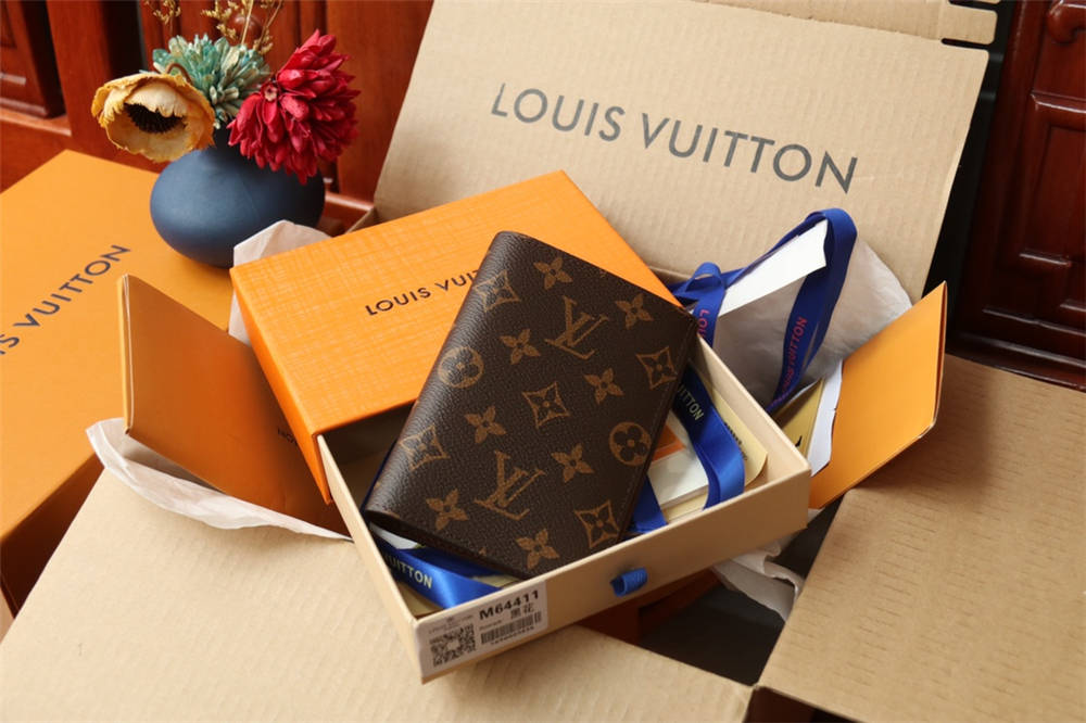 Louis Vuitton wallet M64501 2025 new 